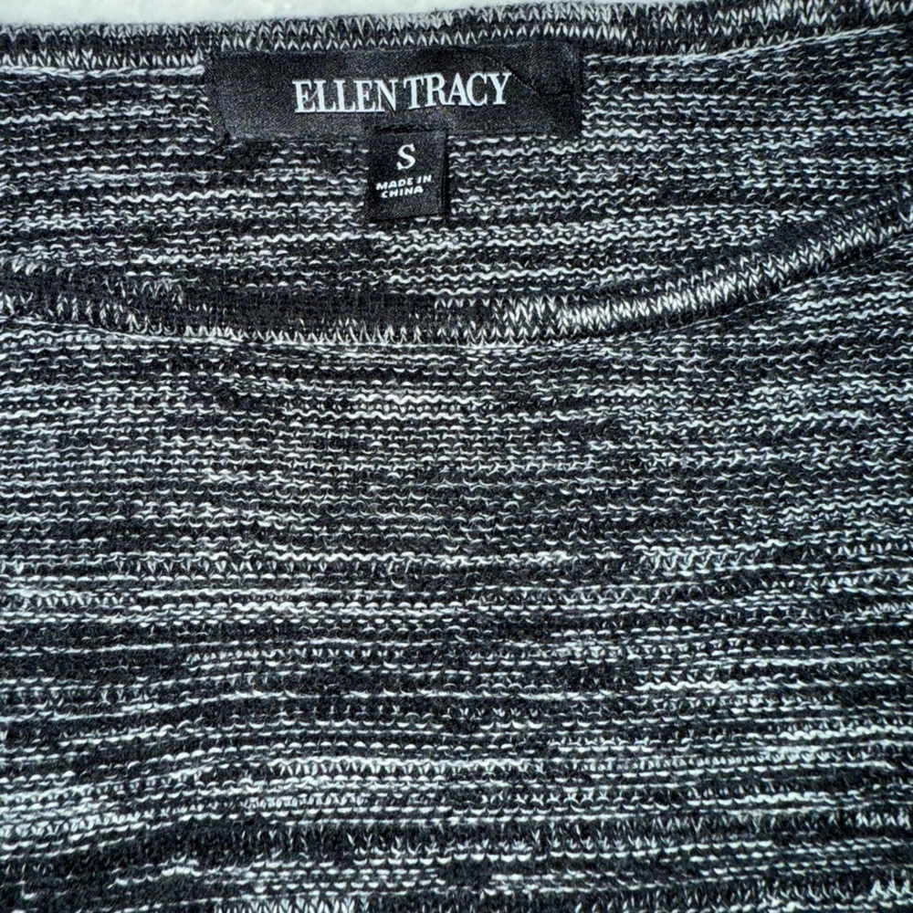 3 x 20$ Ellen Tracy Black and Gray Women's Top Size Small - Picture 5 of 6
